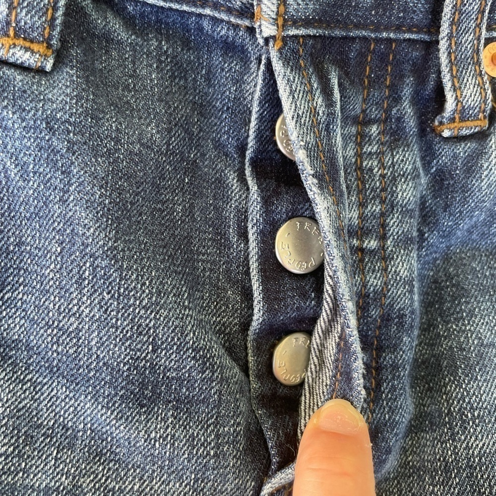We the Free - Denim button-fly cut-off Avery shorts - size 24 - Picture 6 of 8